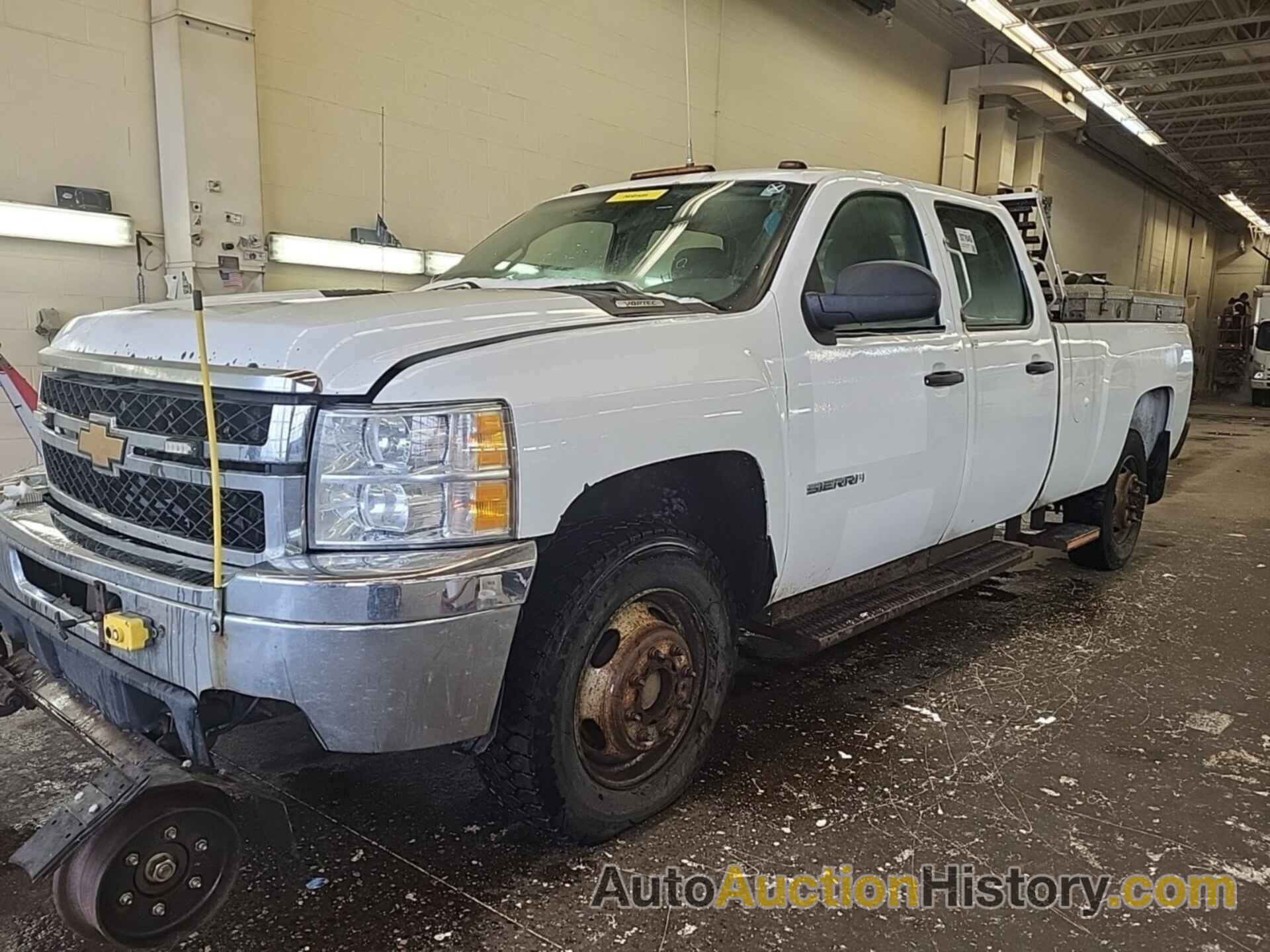 CHEVROLET SILVERADO 2500HD WORK TRUCK, 1GC1KVEG3DF197606