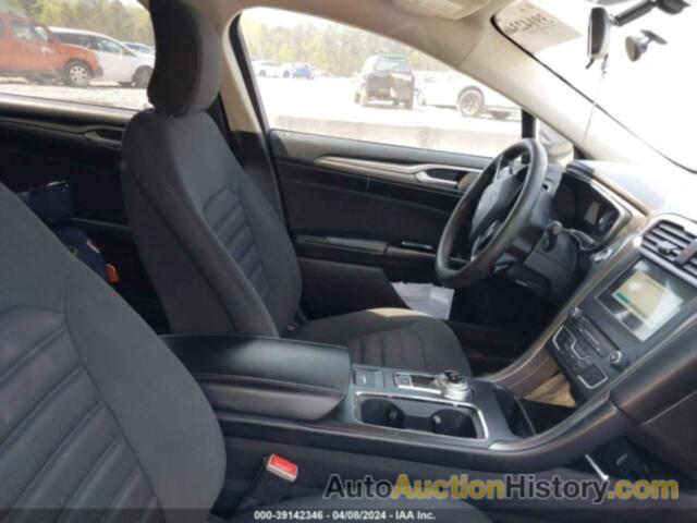 FORD FUSION SE, 3FA6P0HD2HR267784