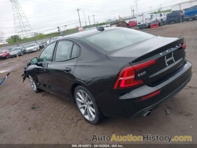 VOLVO S60 T6 MOMENTUM, 7JRA22TKXMG090991