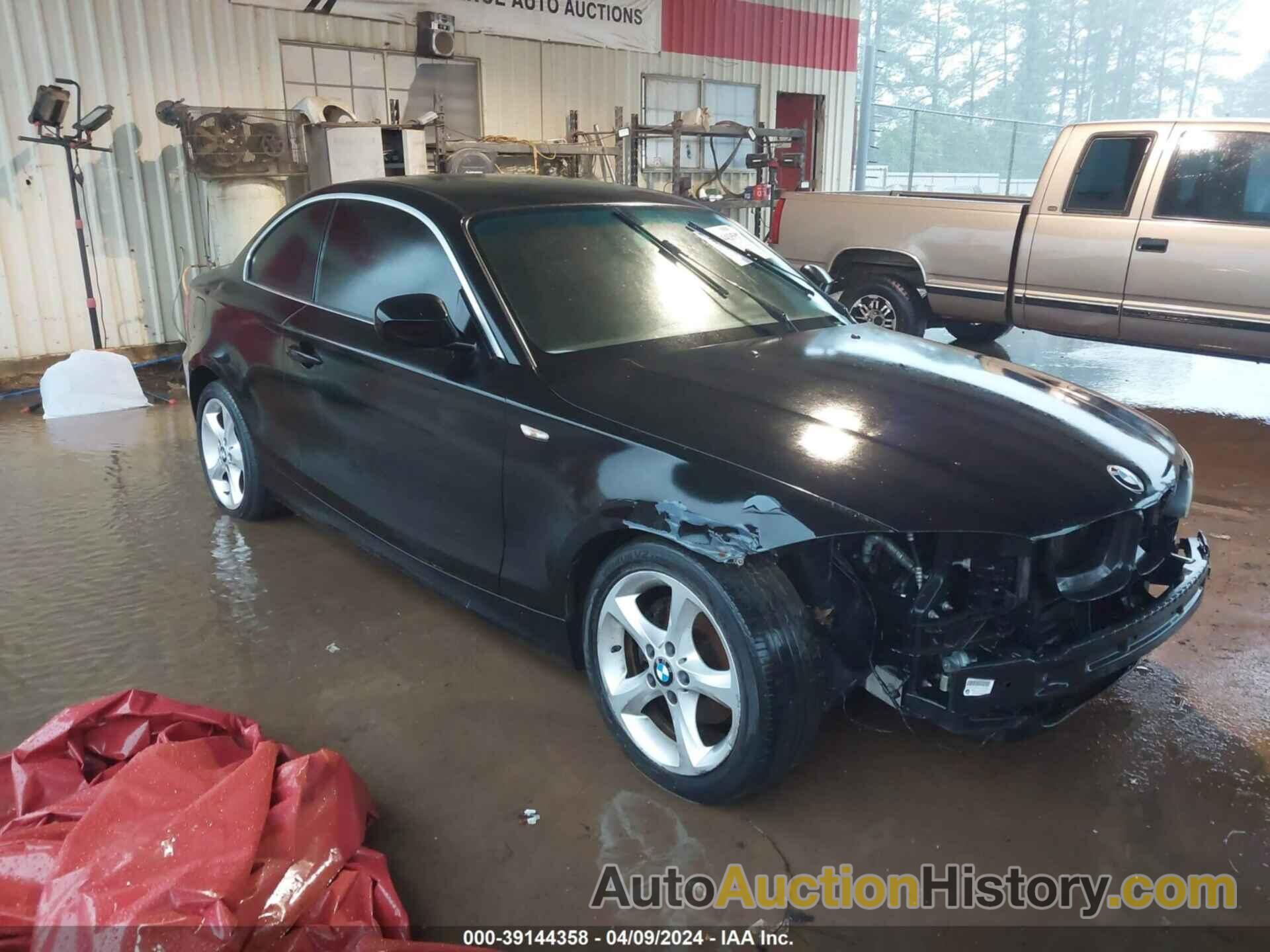 BMW 128I, WBAUP7C50AVK77097