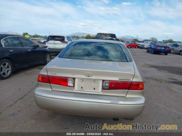 TOYOTA CAMRY LE V6, JT2BF22K610339079