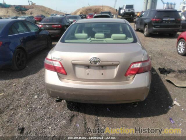 TOYOTA CAMRY LE V6, 4T1BK46KX7U047893