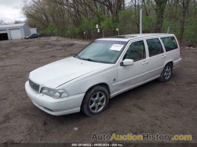 VOLVO V70, YV1LW55A2X2548875