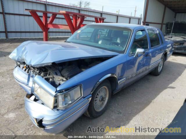 LINCOLN TOWN CAR EXECUTIVE, 1LNLM81W2RY672011