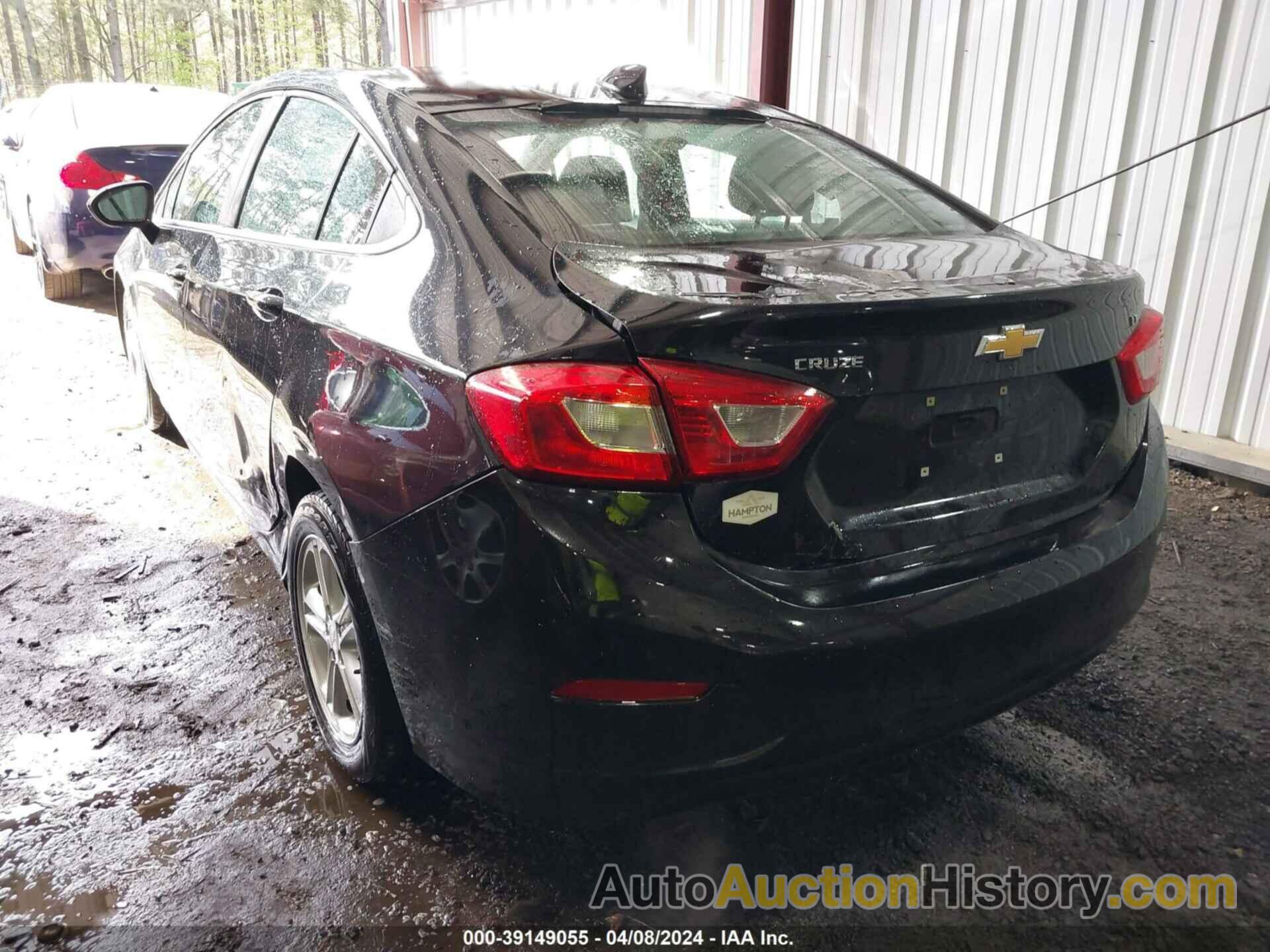 CHEVROLET CRUZE LT AUTO, 1G1BE5SM5J7111037