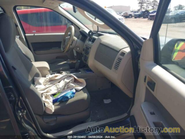 FORD ESCAPE XLT, 1FMCU03779KB63669