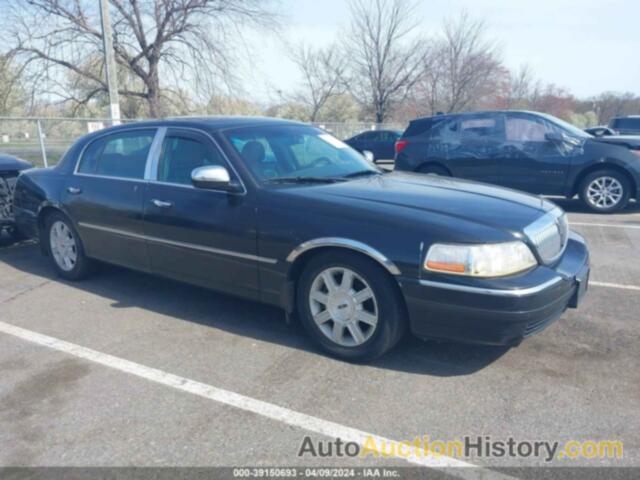 LINCOLN TOWN CAR EXECUTIVE L, 1LNHM84W67Y626132