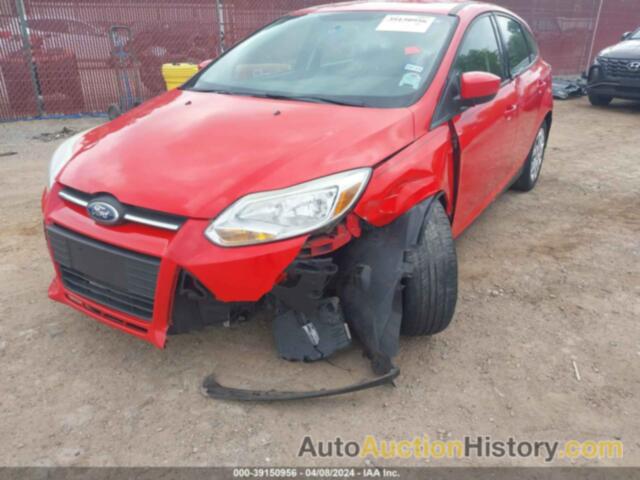 FORD FOCUS SE, 1FAHP3K23CL231613