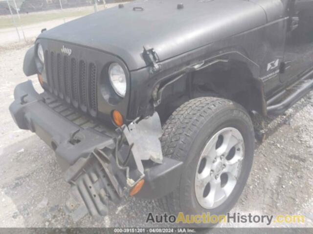 JEEP WRANGLER UNLIMITED X, 1J4GB39127L147431