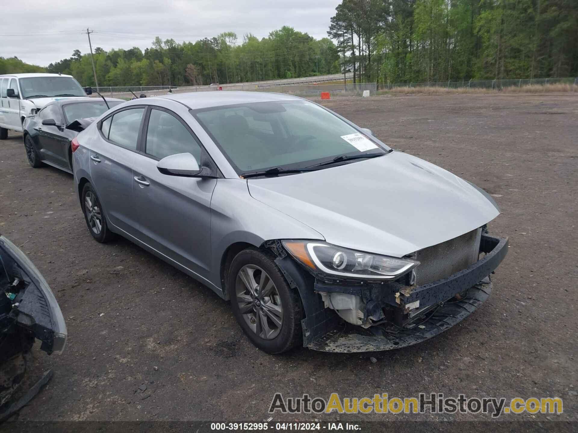 HYUNDAI ELANTRA SE, 5NPD84LF8HH183180