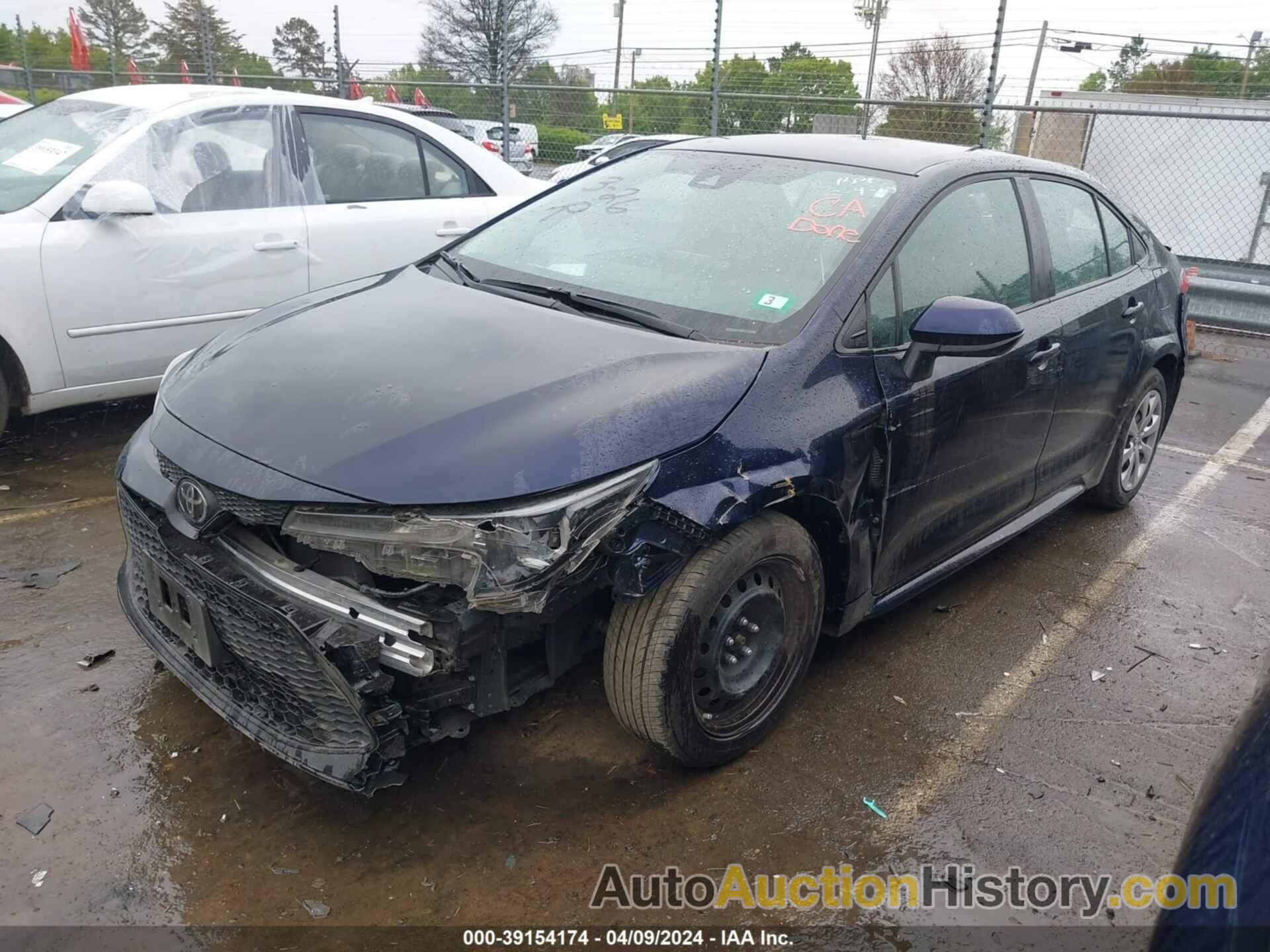 TOYOTA COROLLA LE, 5YFEPMAE2NP336006