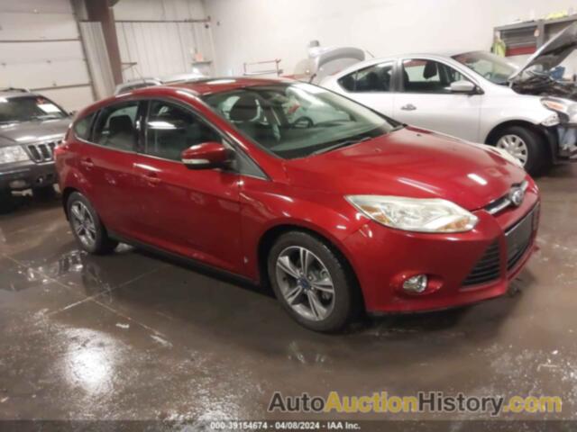 FORD FOCUS SE, 1FADP3K26EL395987