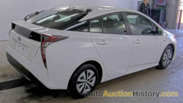 TOYOTA PRIUS THREE, JTDKARFU6J3061583