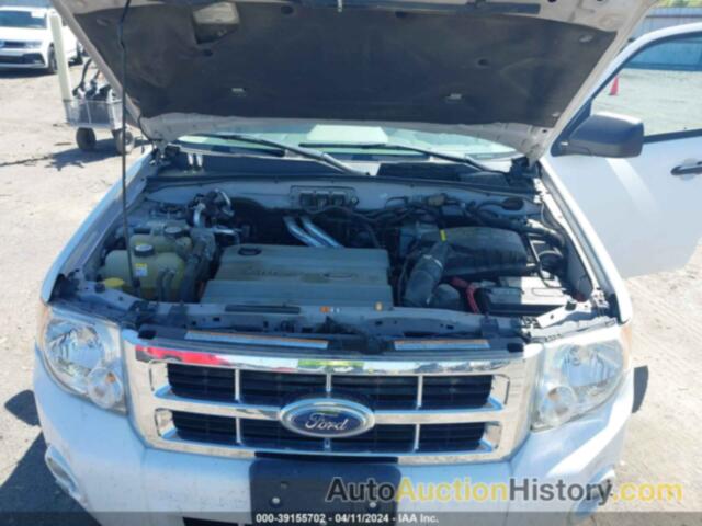 FORD ESCAPE HYBRID, 1FMCU59H58KA42604