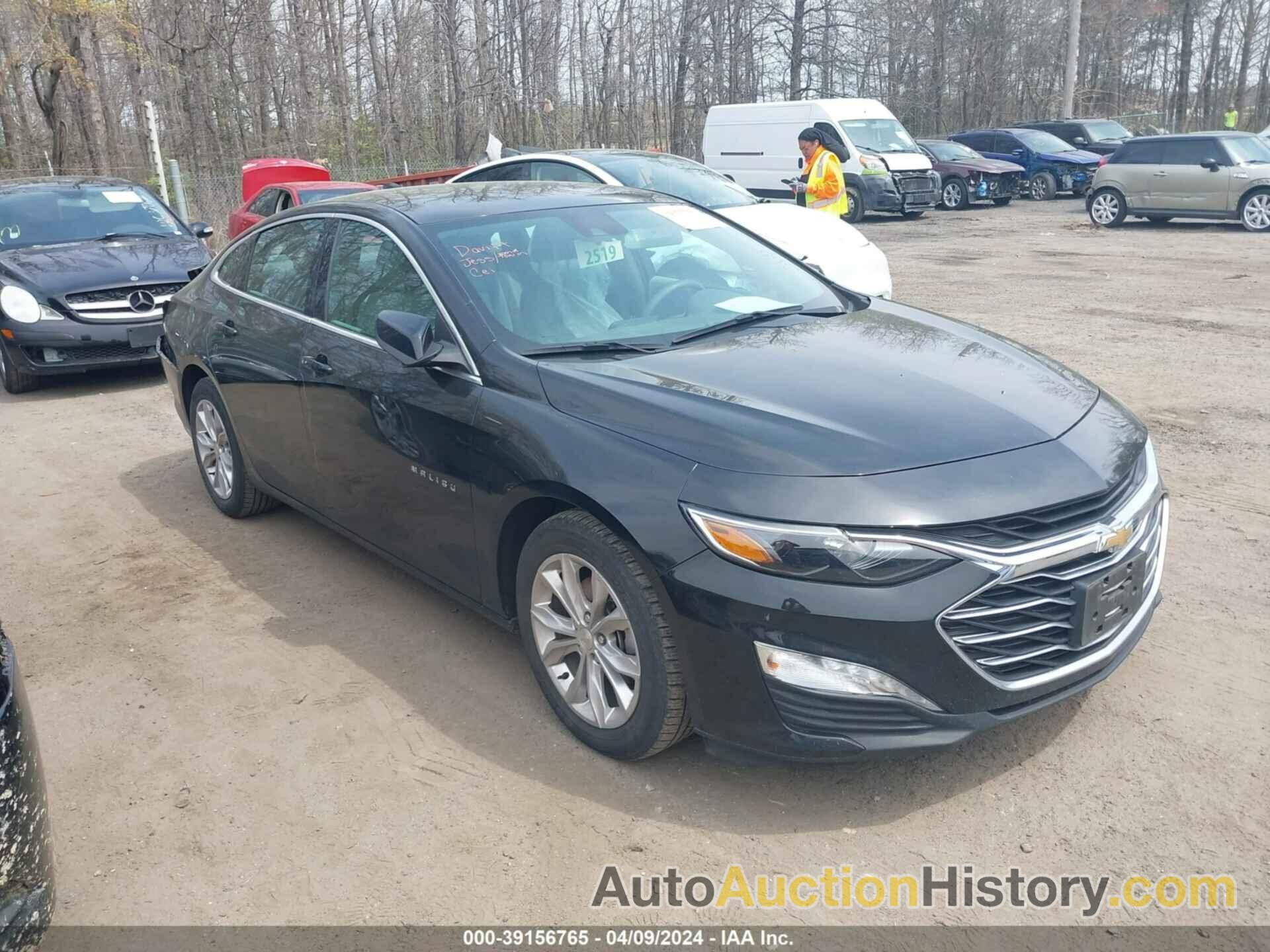 CHEVROLET MALIBU FWD LT, 1G1ZD5ST2MF011917