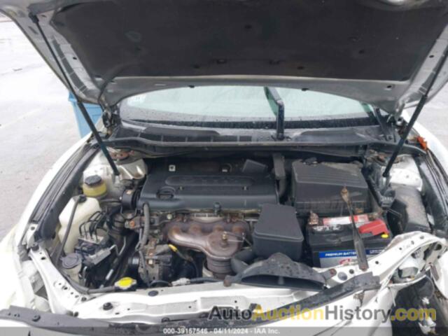 TOYOTA CAMRY LE, 4T1BE46KX8U765372