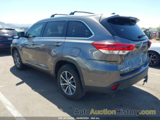 TOYOTA HIGHLANDER XLE, 5TDKZRFH7JS258384