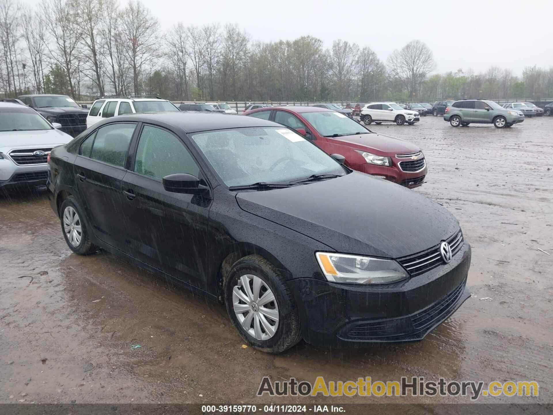 VOLKSWAGEN JETTA S, 3VW2K7AJ7BM093843