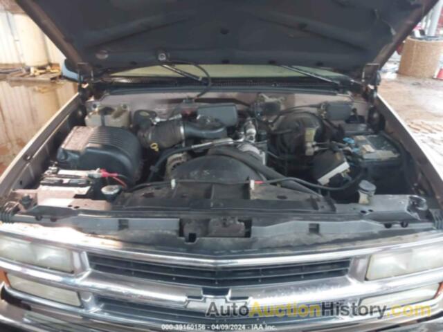 CHEVROLET C1500 FLEETSIDE, 2GCEC19R9V1282848