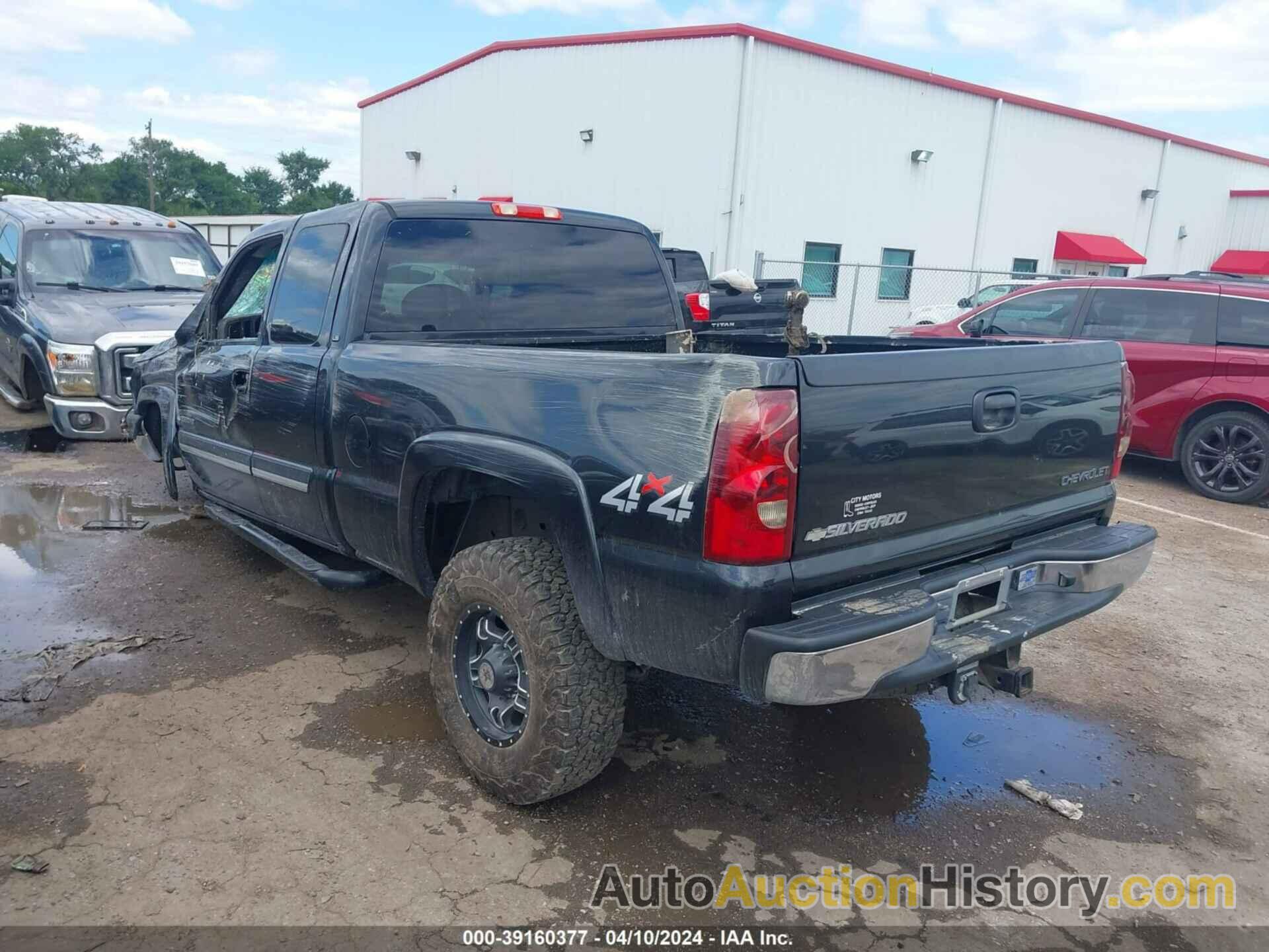 CHEVROLET SILVERADO 2500HD LS, 1GCHK29UX3E217853