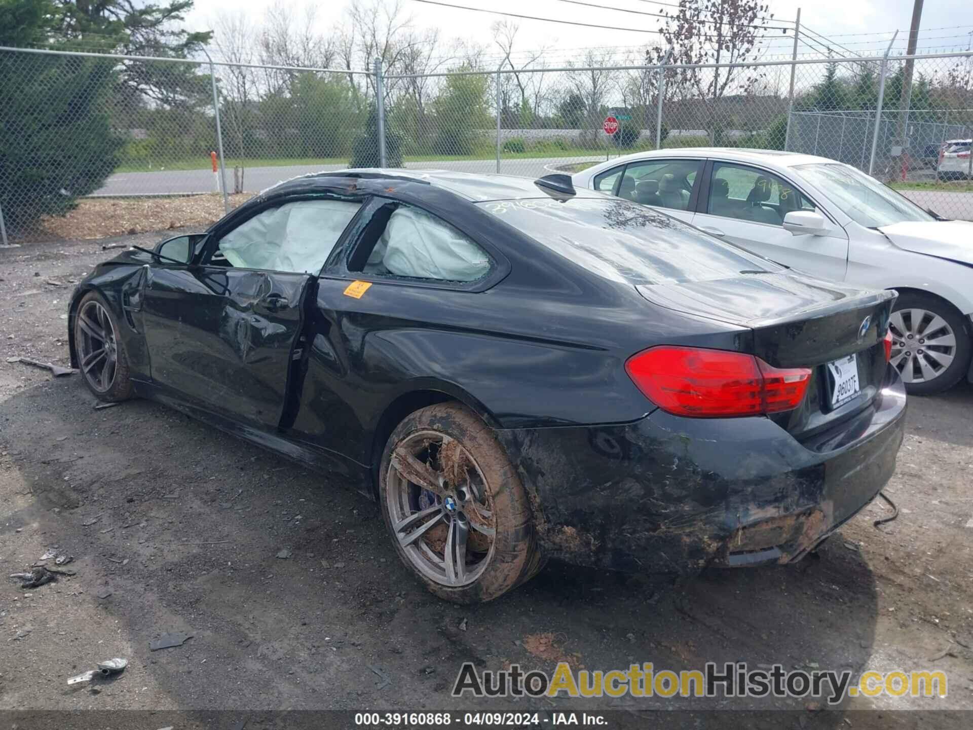 BMW M4, WBS3R9C59FK331177