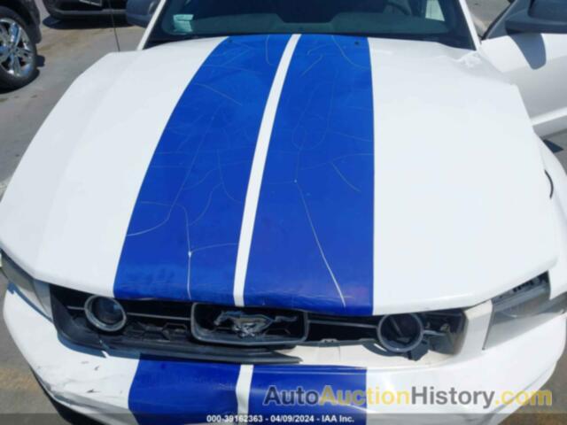 FORD MUSTANG V6 DELUXE/V6 PREMIUM, 1ZVHT80N485174329