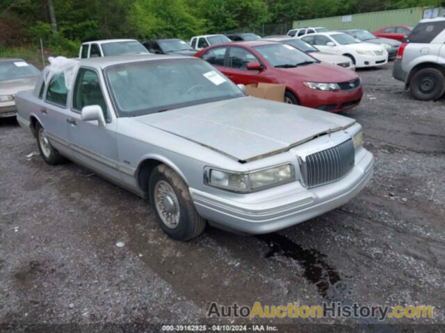 LINCOLN TOWN CAR SGN/DMND ANV/CYPRESS/JN, 1LNLM82W5TY658562