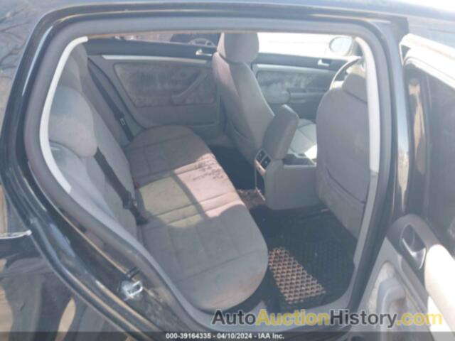 VOLKSWAGEN RABBIT 4-DOOR, WVWDR71K57W277041