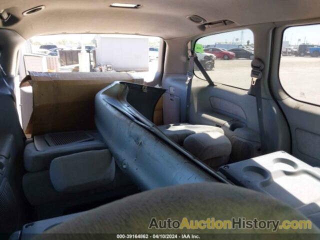 TOYOTA SIENNA XLE, 4T3ZF13C7XU132194