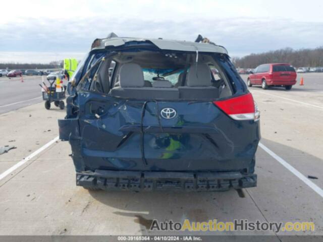 TOYOTA SIENNA LE, 5TDKK3DC9CS234566