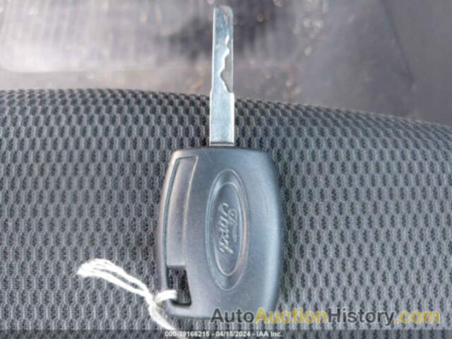 FORD FOCUS S, 1FADP3E27DL323917