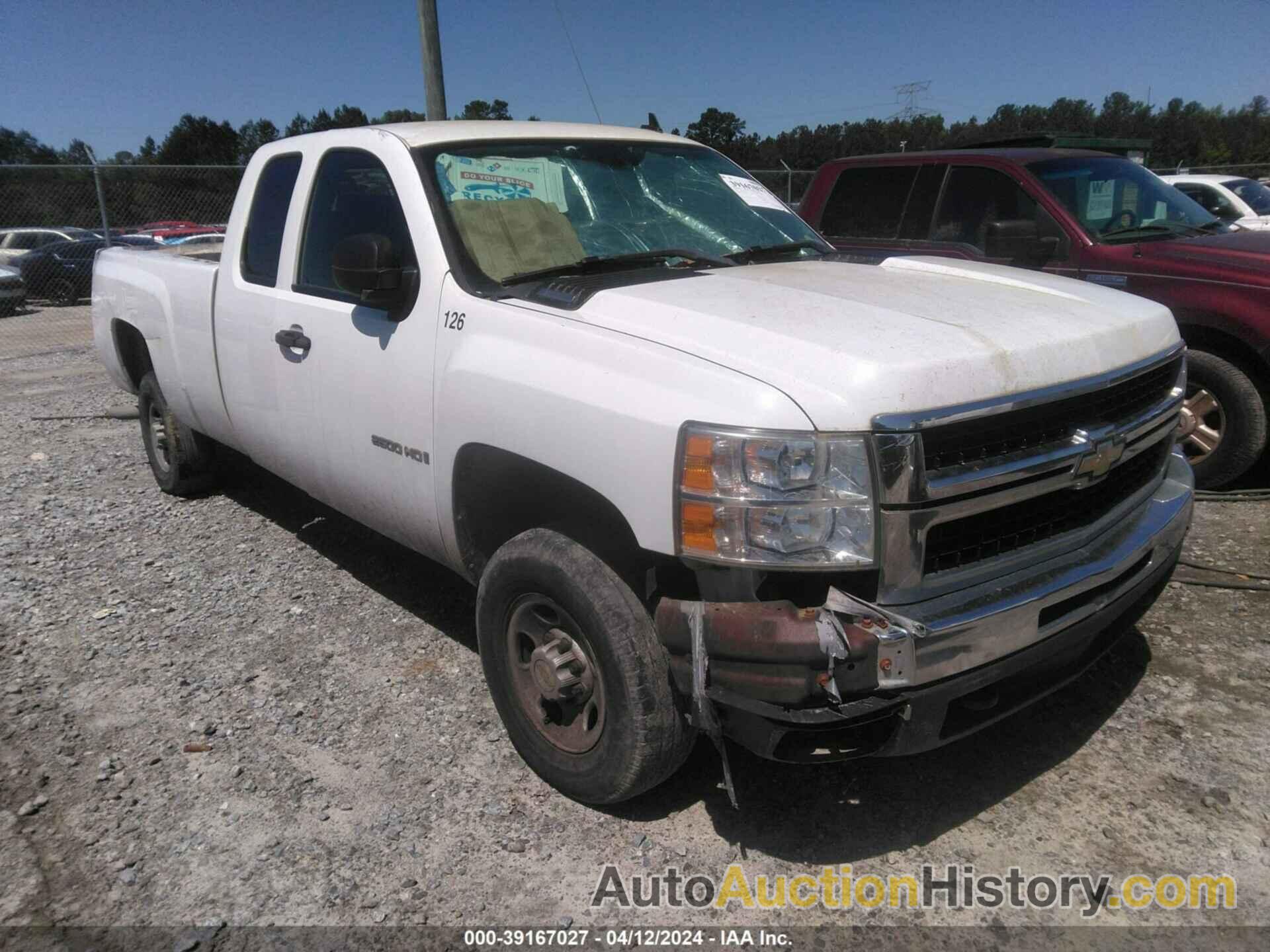 CHEVROLET SILVERADO 2500HD WORK TRUCK, 1GCHC29K78E105479