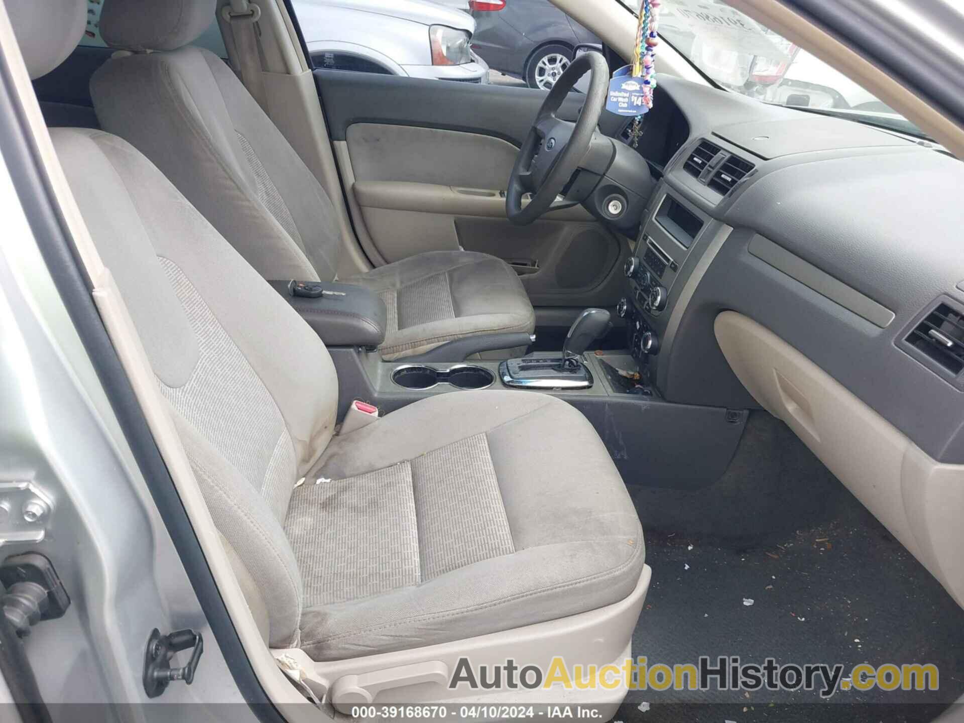 FORD FUSION SE, 3FAHP0HA8BR165265