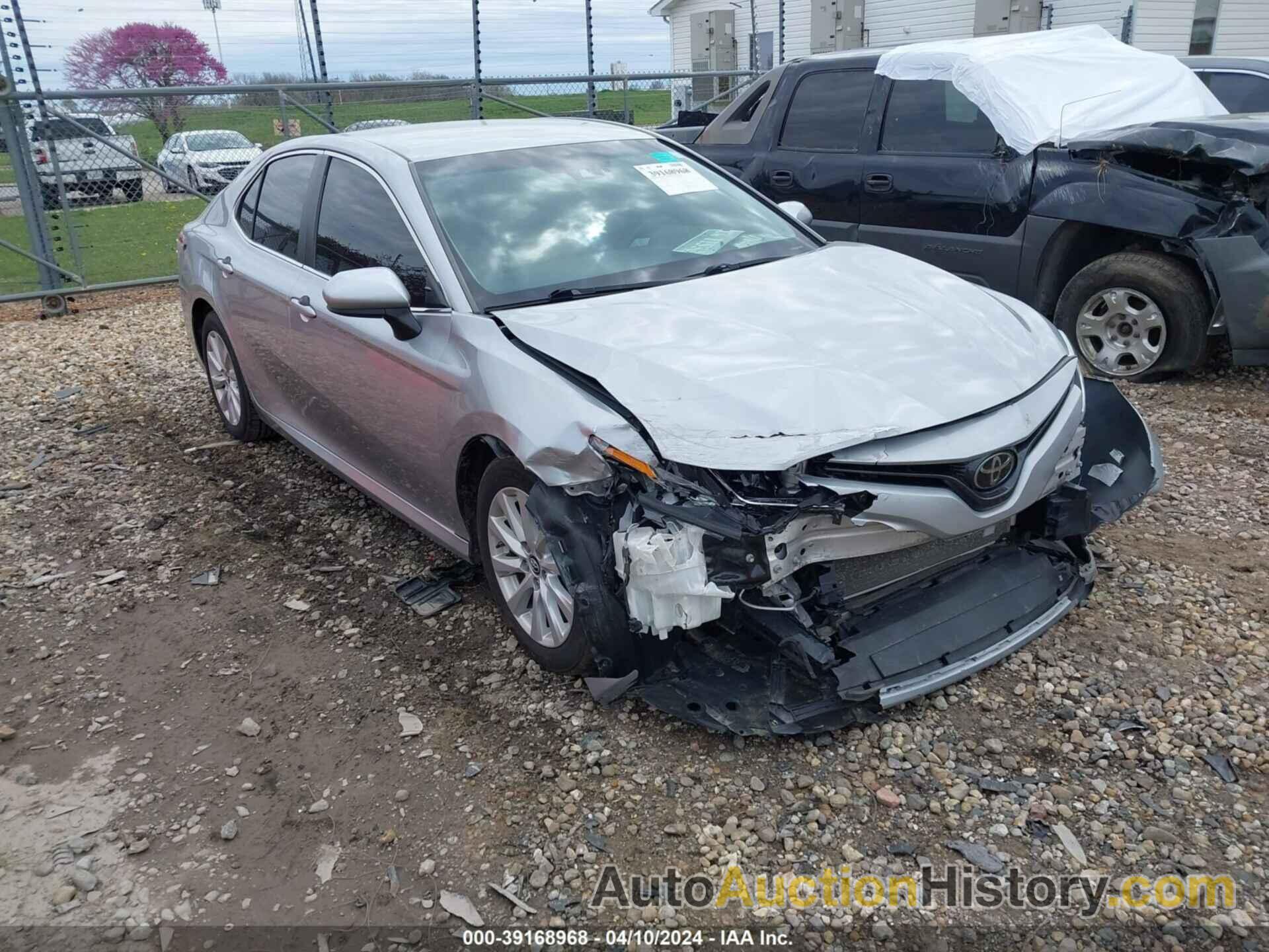 TOYOTA CAMRY L/LE/XLE/SE/XSE, 4T1B11HKXJU608227