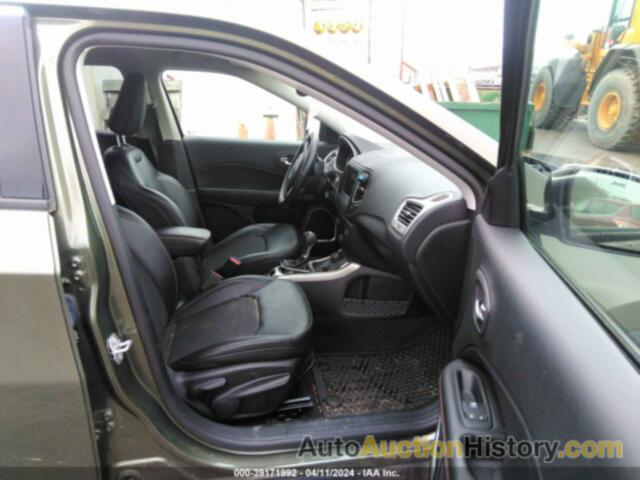 JEEP COMPASS LATITUDE 4X4, 3C4NJDBBXKT724079