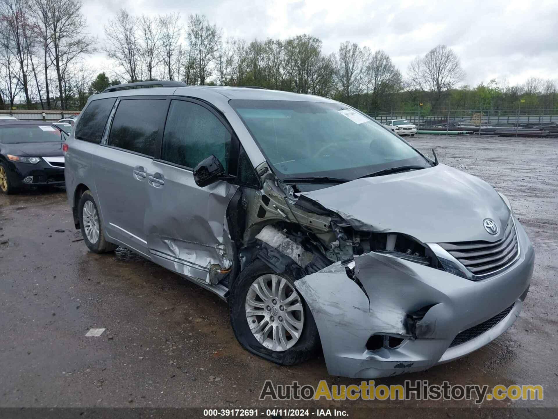 TOYOTA SIENNA XLE V6 8 PASSENGER, 5TDYK3DC3ES417135