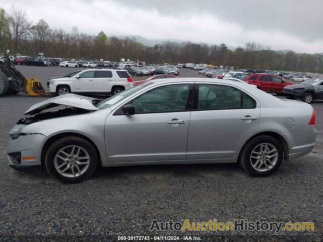 FORD FUSION S, 3FAHP0GA5CR353454