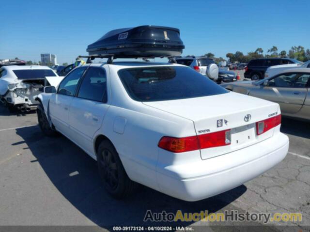 TOYOTA CAMRY LE, JT2BG22K3Y0513939