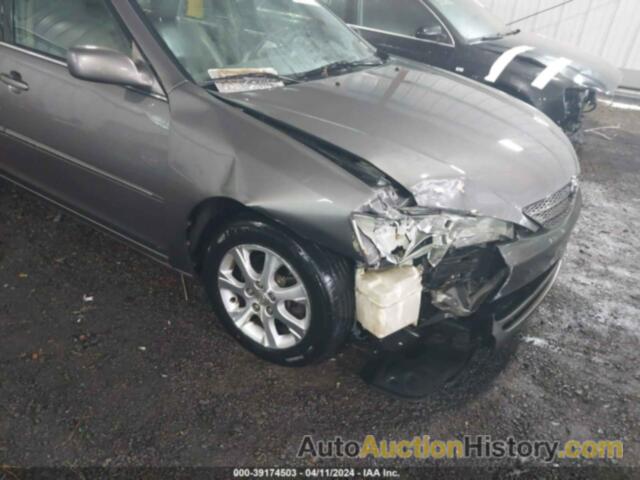 TOYOTA CAMRY XLE V6, 4T1BF30K45U607590