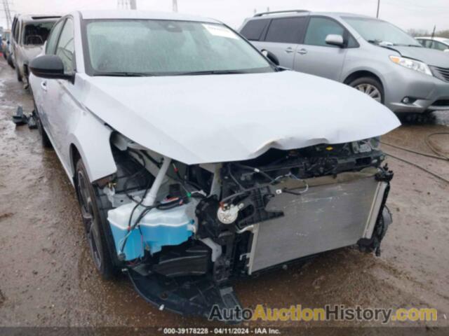 NISSAN ALTIMA SR INTELLIGENT AWD, 1N4BL4CWXPN423887