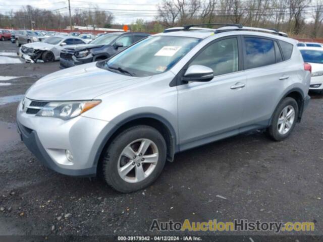 TOYOTA RAV4 XLE, JTMRFREV3D5014286