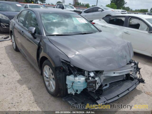 TOYOTA CAMRY LE, 4T1R11AK1RU882842