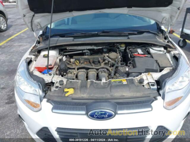 FORD FOCUS SE, 1FADP3K21DL159360