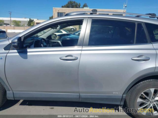 TOYOTA RAV4 HYBRID XLE, JTMRJREVXJD165531