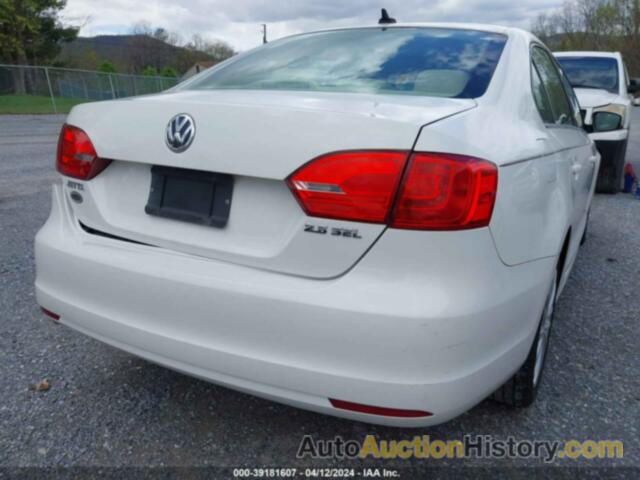 VOLKSWAGEN JETTA SEL, 3VWLX7AJ4BM005627