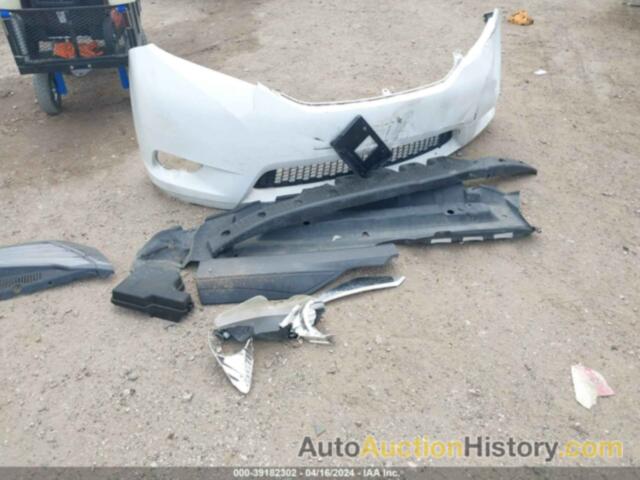 TOYOTA SIENNA XLE V6 8 PASSENGER, 5TDYK3DC3CS244603