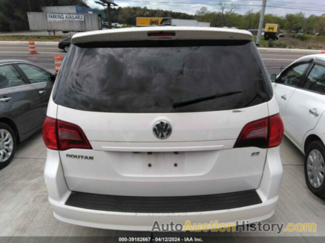 VOLKSWAGEN ROUTAN SE, 2V4RW3D19AR296353