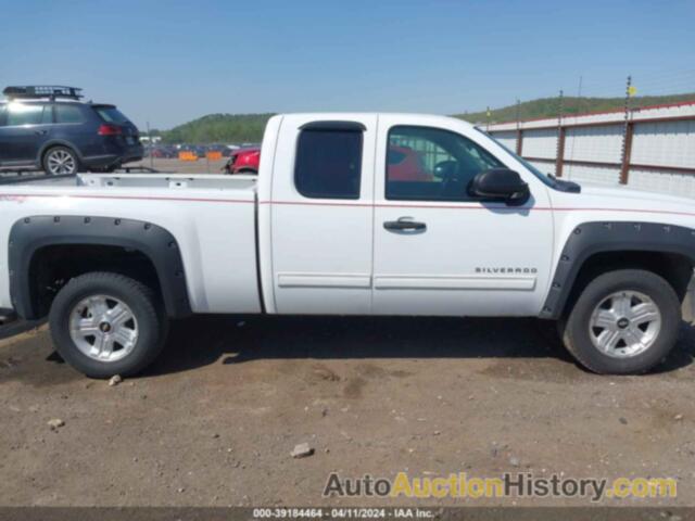 CHEVROLET SILVERADO 1500 LT, 1GCSKSE38AZ297338