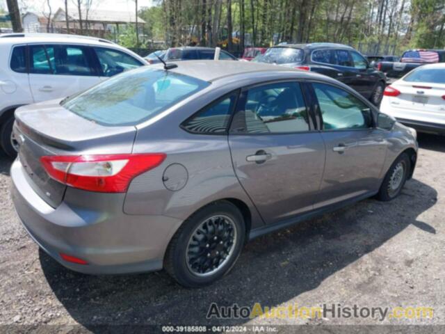 FORD FOCUS SE, 1FAHP3F2XCL207559