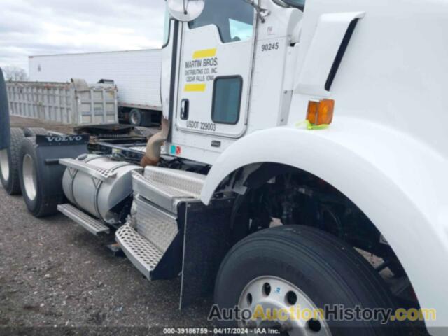 KENWORTH T800, 3WKDD49X4LF413477